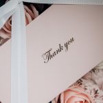 L’importance des cartes de remerciement après un mariage : Pourquoi dire merci est essentiel